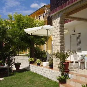 Bed & Breakfast Lucija ***